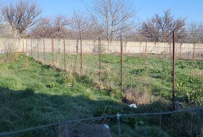 TEREN INTRAVILAN KM5 - 1