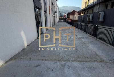 Spațiu comercial, 348 mp în Florești