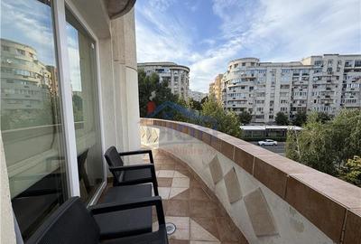 Apartament cu 4 camere decomandat, mobilat în Decebal