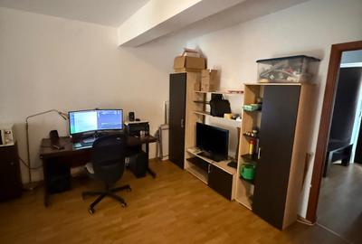 Apartament cu 3 camere Foresti zona Poligon - 1