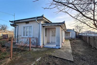 Casa com.Maicanesti, cu 3118 mp teren intravilan - 2