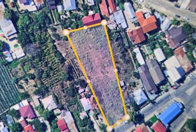 Teren intravilan de vanzare  2000 mp Focsani ,strada Unirea Principatelor - 11