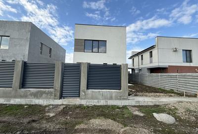 CASA| VILA INDIVIDUALA | LUX| COM 0% | 5 CAM| PROPRIETAR| NOU ! CURTE - 47