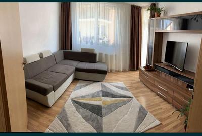 Apartament cu 2 camere decomandat, mobilat în Florești