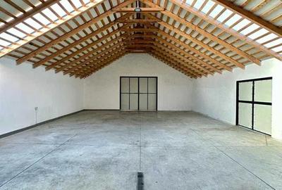 Hala 180 mp, renovata, acces TIR, utilitati disponibile, zona Valea Fanatelor - 1