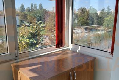 Apartament cu 2 camere decomandat, mobilat în Tomis Nord