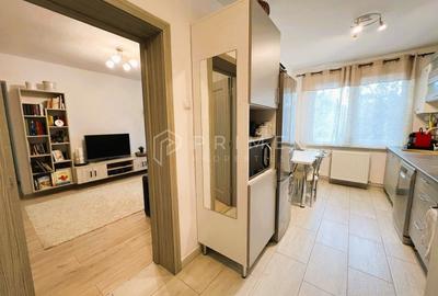 Apartament 2 camere | Aleea Carpați | Etaj 3/4 | Balcon 9 mp - 1