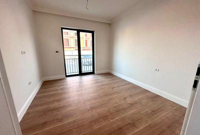 Apartament cu 2 camere semidecomandat în Giroc