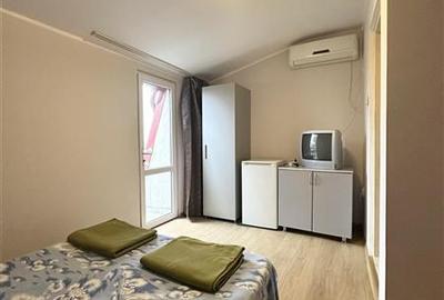 Pensiune 15 camere in a Doua Linie la Mare, zona Pescaria lui Matei - 5
