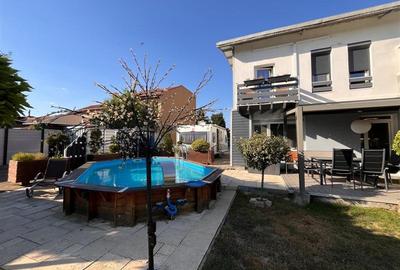 Lugoj,  Vila de Vis Cu Piscina, 440 Mp. Construiti, 820 Mp. Teren - 30