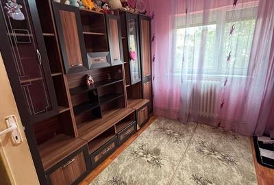 Apartament cu 3 camere de vanzare în Cugir - 2