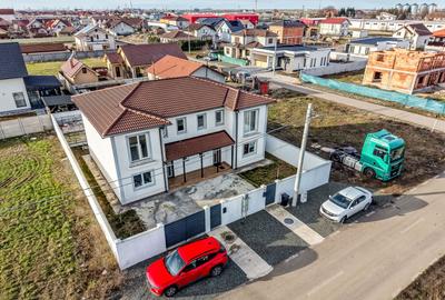 Doua case de vanzare la pret de una in Vladimirescu cartierul Florilor - 1