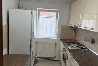 Apartament 2/3 camere de inchiriat zona Lipovei - 2