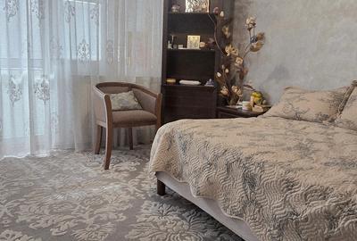 Targoviste,  Calea București,  bloc O1, vanzare apartament 4camere - 1