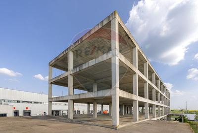 Teren cu construcție de beton, de vânzare, 3754 mp – zona Aradul Nou - 3