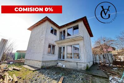 Casă individuală cu 5 camere în Lumina