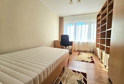 Proprietar, inchiriez apartament cu 3 camere Bld. Cetatii - 6