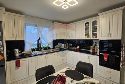 Casă / Vilă de lux, Moara Nica, Suceava - 39