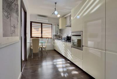 Apartament cu 2 camere decomandat în Florești