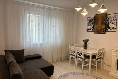 Apartament 3 camere, zona Florilor