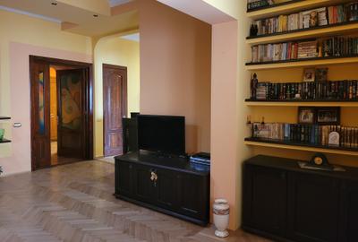 Vând apartament 4 camere ultracentral 170 mp et 2 - 7
