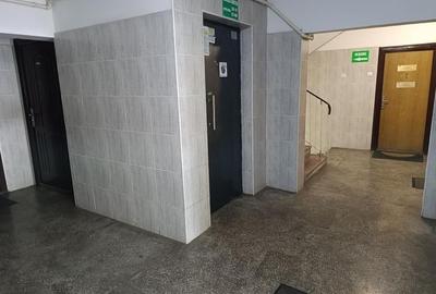 Apartament 1 camera la 12 min Metrou Academia Militara, 8 min Marriott - 8