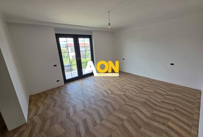 Casă nouă, impozantă,  6 camere, 1346 mp teren, Bărăbanț - 26
