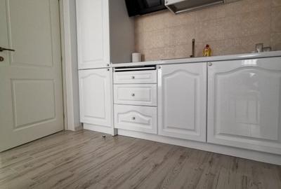 Vand Apartament 3 camere Mamaia Zona Iaki - 9