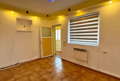 Comision 0% - Zona Stadion - Casa cu 3 camere si dependinte - 1