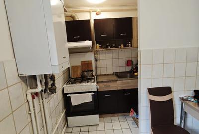 3 Camere 86 m.p. Decomandat Parter Zona Pacii - Str Părăluțelor - 6