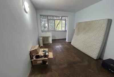 Vanzare apartament Crangasi -  Giulesti 3 camere - 4