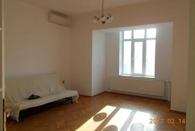 Cotroceni, Medicina, apartament interbelic, 4 camere, 1/3, stradal, luminos - 1
