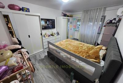 Decomandat. Acoperis. Mobilat si utilat. Plavat II. - 1