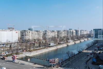 Apartament cu 4 camere cu vedere spre fântânile de la Piața Unirii - 36