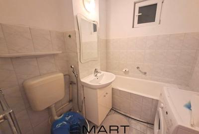 Apartament 3 camere decomandate zona Scoala de Inot - 11