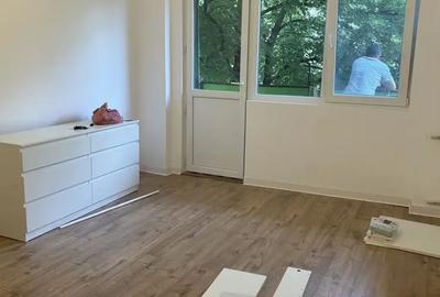 De vanzare apartament 3 camere renovat total, Rahova/Teius - 3