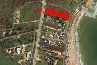 Teren Intravilan 2500 mp in Prima Linie la Plaja - 1