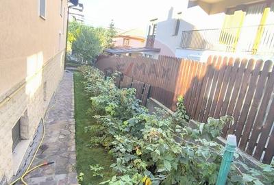 Casă de vanzare - 58