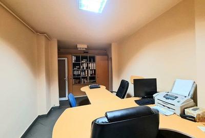 Spatiu birouri/comercial pe B-dul Zizinului | Investitie | 800 E\luna - 18