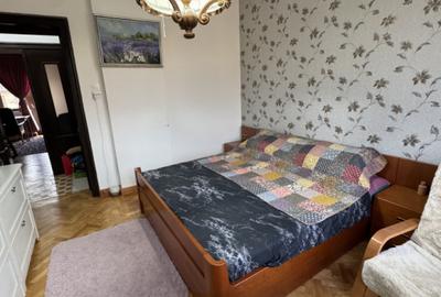 Vila tip duplex, zona Democratiei - 13