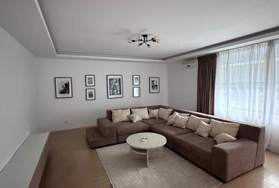 Apartament cu 3 camere decomandat în Pipera