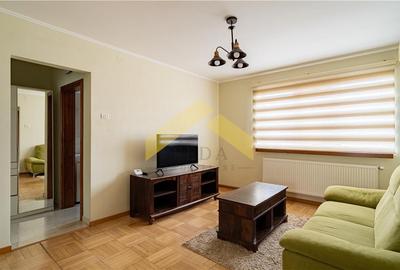 Apartament cu 3 camere semidecomandat, mobilat în Ultracentral