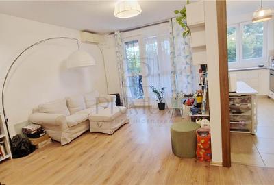 Apartament cu 3 camere decomandat, mobilat în Lipovei