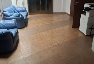 Inchiriez spatiu de birouri, zona Metrou Brancoveanu, 248mp, 2.480euro