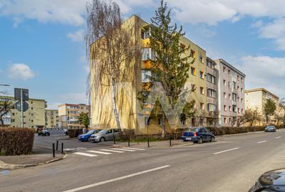 Apartament 3 camere de vanzare -Bartolomeu - 1