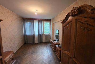 Piata Muncii, 5 minute metrou, chiar pe Basarabia, stradal, vedere spate, - 11