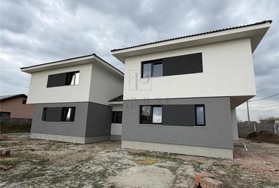 Duplex la asfalt - separat prin camara - 5 camere - 2