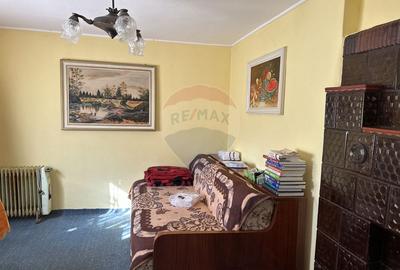 Casă / Vilă cu 3 camere de vânzare Piatra Soimului - 5