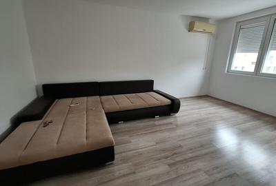 1 Decembrie metrou vanzare apartament 4 camere - 1