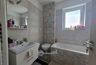 Apartament 3 camere - 2 bai - Popas Pacurari - 100metri de strada - 7